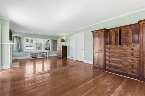 1570 36Th Avenue W, Vancouver, BC 