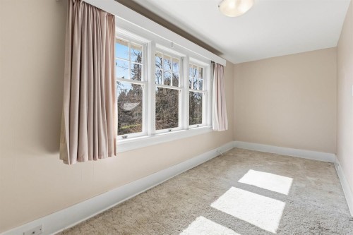 1570 36Th Avenue W, Vancouver, BC 