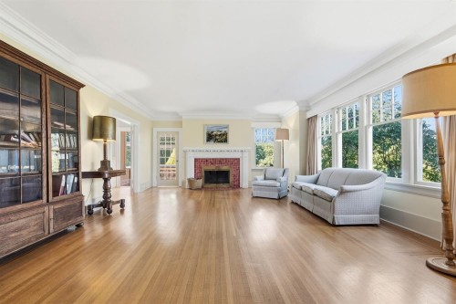 1570 36Th Avenue W, Vancouver, BC 