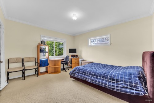 7758 15Th Avenue, Burnaby, BC 