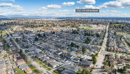 7758 15Th Avenue, Burnaby, BC 
