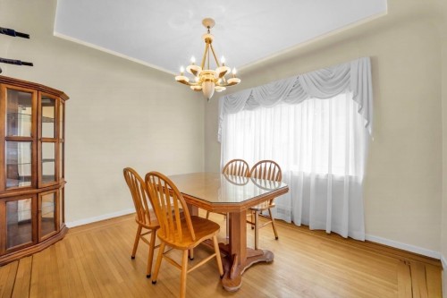 7758 15Th Avenue, Burnaby, BC 