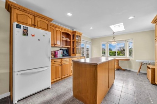 7758 15Th Avenue, Burnaby, BC 