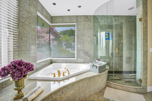 1409 Chartwell Drive, West Vancouver, BC 