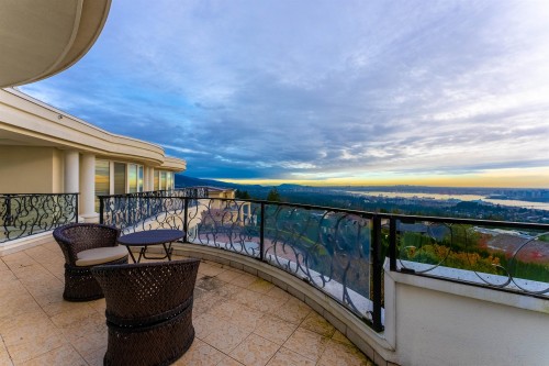 1409 Chartwell Drive, West Vancouver, BC 