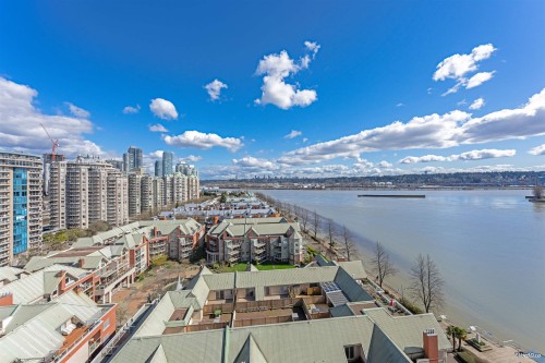 1502-1250 Quayside Drive  New Westminster, BC V3M 6E4