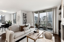 1102-1225 Richards Street  Vancouver, BC V6B 1E6