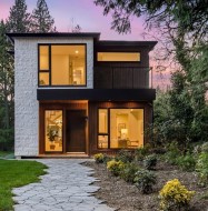 1921 Tatlow Avenue  North Vancouver, BC V7P 3A2