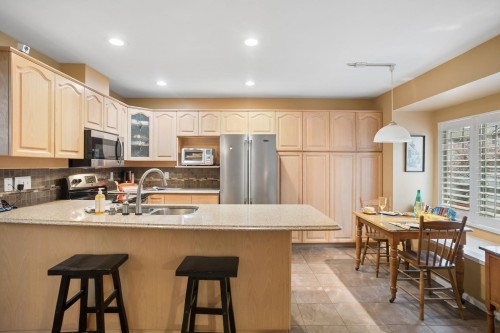 7561 Manitoba Street, Vancouver, BC 