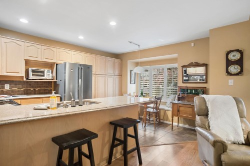 7561 Manitoba Street, Vancouver, BC 