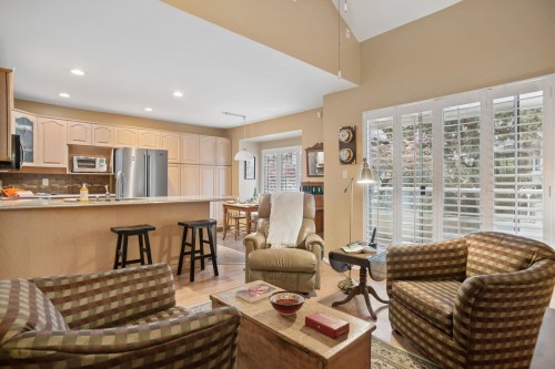 7561 Manitoba Street, Vancouver, BC 