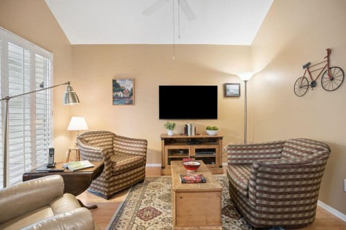 7561 Manitoba Street, Vancouver, BC 