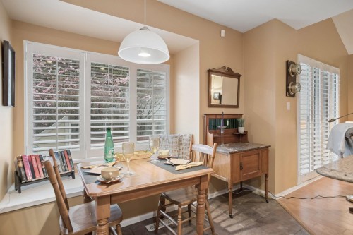 7561 Manitoba Street, Vancouver, BC 