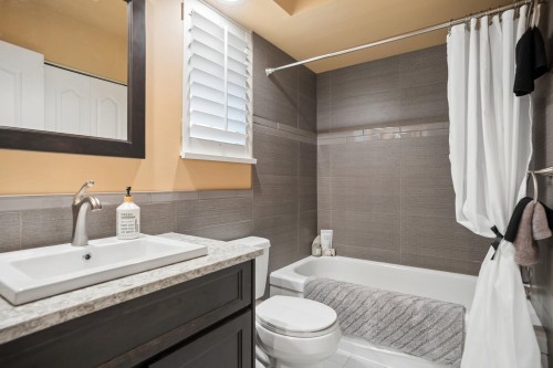 7561 Manitoba Street, Vancouver, BC 