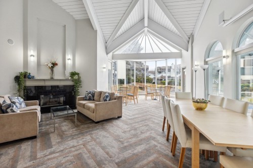 7561 Manitoba Street, Vancouver, BC 