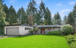 4672 Neville Street Burnaby, BC V5J 2H1