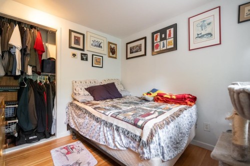 2268 Edgemont Boulevard, North Vancouver, BC 