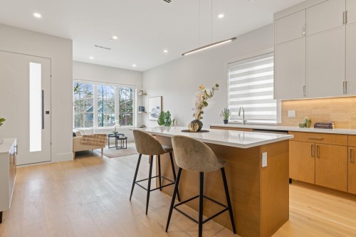 2136 Venables Street, Vancouver, BC 