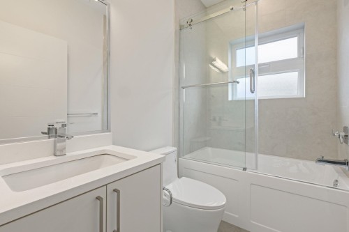 2136 Venables Street, Vancouver, BC 