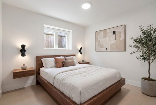 2136 Venables Street, Vancouver, BC 