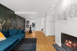 1286 7th Avenue W Vancouver, BC V6H 1B6