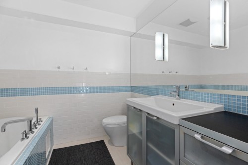 1286 7Th Avenue W, Vancouver, BC 