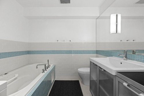 1286 7Th Avenue W, Vancouver, BC 