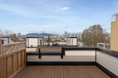 1286 7Th Avenue W, Vancouver, BC 