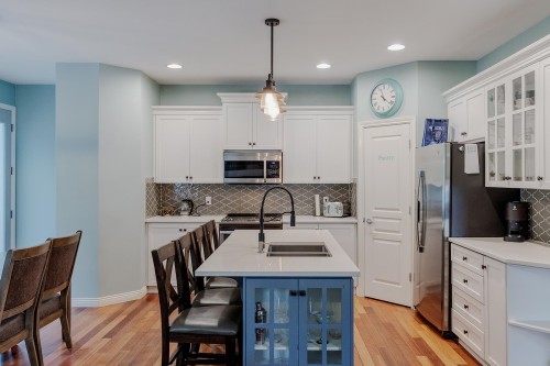 24330 100B Avenue, Maple Ridge, BC 