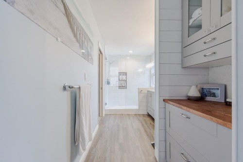 24330 100B Avenue, Maple Ridge, BC 