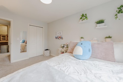 24330 100B Avenue, Maple Ridge, BC 