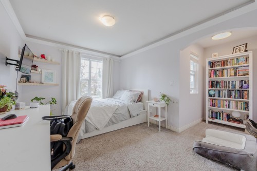 24330 100B Avenue, Maple Ridge, BC 