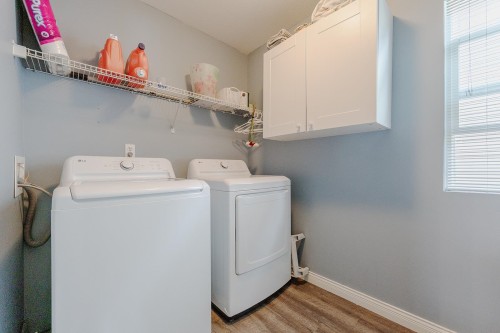 24330 100B Avenue, Maple Ridge, BC 