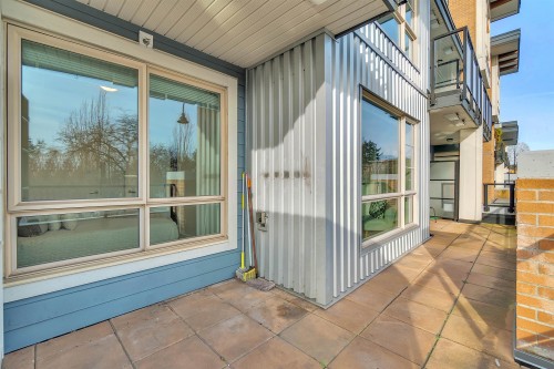 202-1330 Marine Drive, North Vancouver, BC 