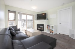 401-9319 University Crescent  Burnaby, BC V5A 4Y5