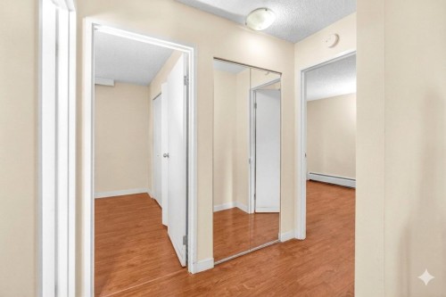 716-2012 Fullerton Avenue, North Vancouver, BC 