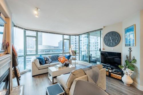 903-140 14th Street E North Vancouver, BC V7L 2N3