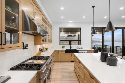 1007 Ioco Road, Port Moody, BC 