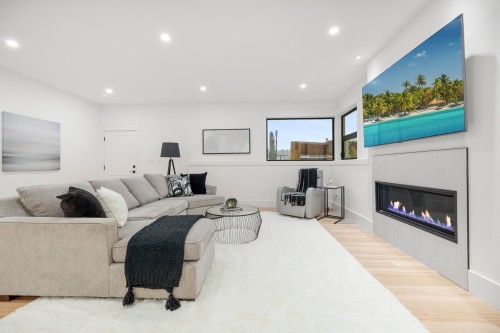 1007 Ioco Road, Port Moody, BC 