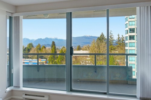 1003-6622 Southoaks Crescent, Burnaby, BC 