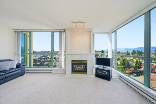 1003-6622 Southoaks Crescent, Burnaby, BC 
