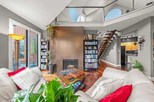 418-1150 Quayside Drive  New Westminster, BC V3M 6E1