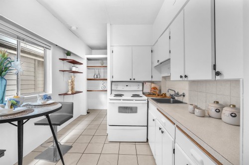 2223 8Th Avenue E, Vancouver, BC 