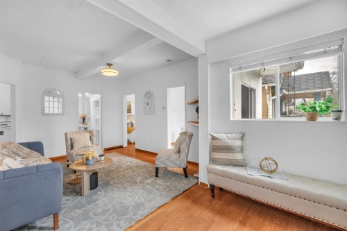 2223 8Th Avenue E, Vancouver, BC 