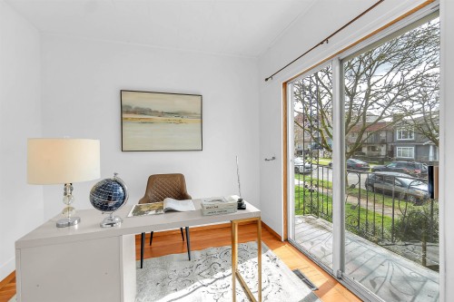 2223 8Th Avenue E, Vancouver, BC 