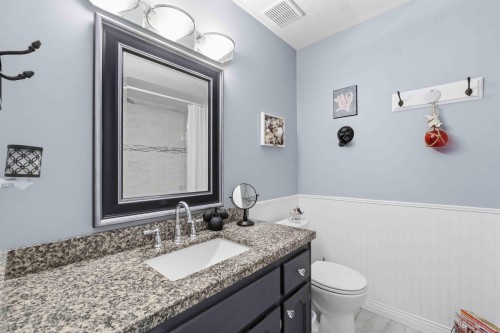 20402 Walnut Crescent, Maple Ridge, BC 