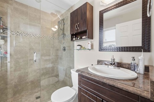 20402 Walnut Crescent, Maple Ridge, BC 