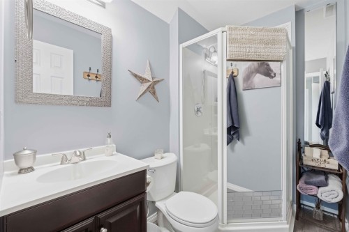 20402 Walnut Crescent, Maple Ridge, BC 