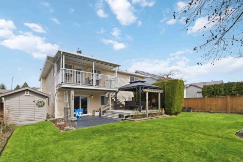 20402 Walnut Crescent, Maple Ridge, BC 