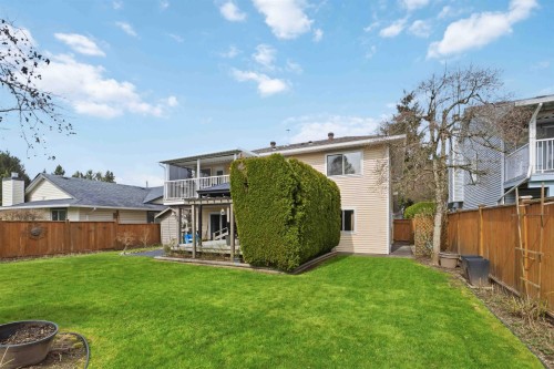 20402 Walnut Crescent, Maple Ridge, BC 